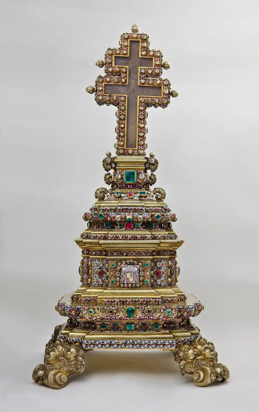 Gemstones on the Reliquary of the Holy Cross of Évora